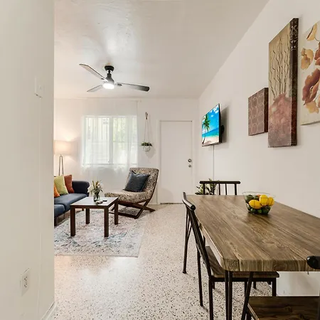 Appartement Cozy 1 Bed Retreat In Miami Few Mins To Brickell Extérieur photo